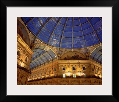Italy, Lombardy, Milan, Galleria Vittorio Emanuele II, covered gallery, glass roof
