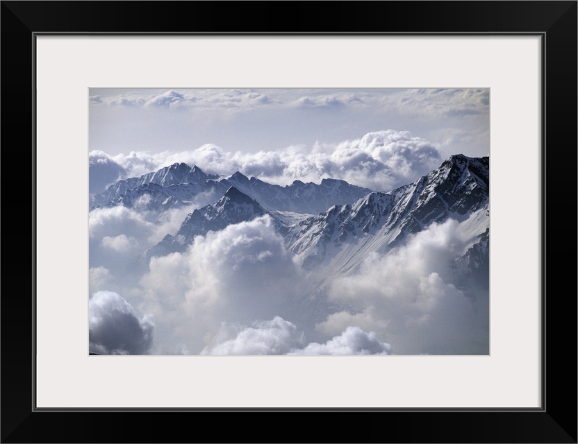 Italy, Piedmont, Alps, Val d'Ossola, Clouds over the valley