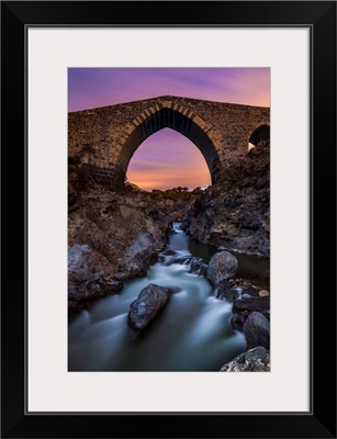 Italy, Sicily, Mount Etna, The River Simeto And Ponte Dei Saraceni Bridge