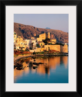 Italy, Sicily, The castle of Castellammare del Golfo