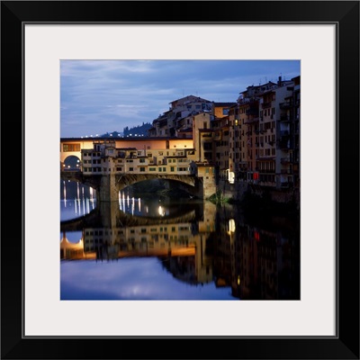 Italy, Tuscany, Florence, Ponte Vecchio at twilight