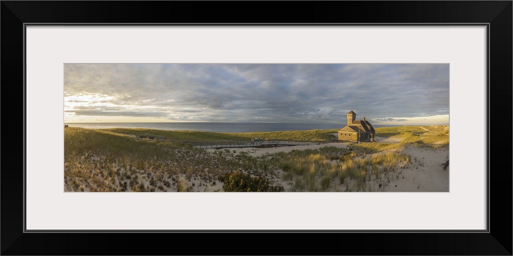 USA, Massachusetts, New England, Cape Cod, Provincetown, Race Point beach near Coast Guard Station.