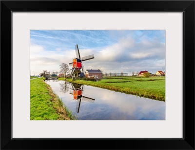 Netherlands, Benelux, Hoorn, Windmill On A Thatched House In The Countryside