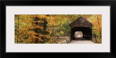 New Hampshire, Albany, Kancamagus Highway, The Albany covered bridge