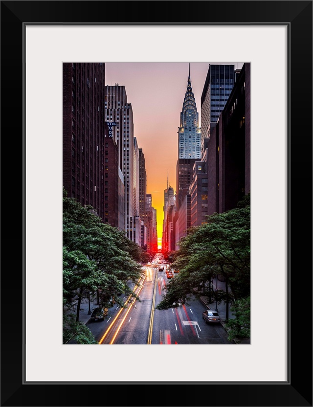 New York, New York City, Manhattan, Chrysler Building, Manhattanhenge, 42a street.