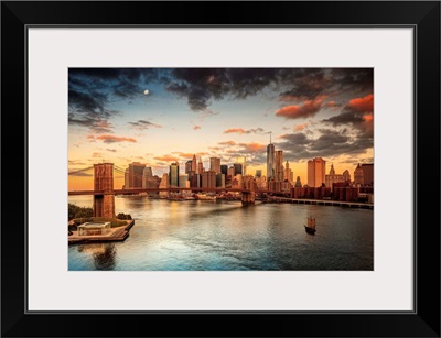 NYC, East River, Manhattan, Brooklyn Bridge at sunrise