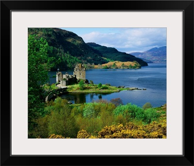 Scotland, Highlands, Eilean Donan Castle