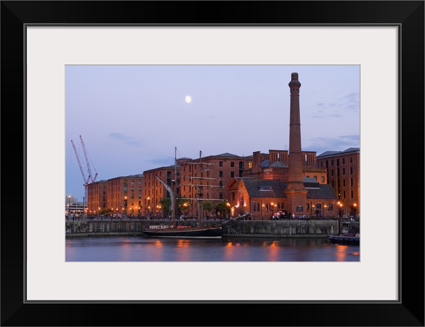 United Kingdom, UK, England, Liverpool, Albert Dock and the chimney of Pumphouse Inn