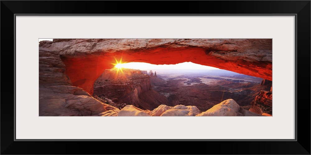 United States, Utah, Canyonlands National Park, Mesa Arch, sunrise