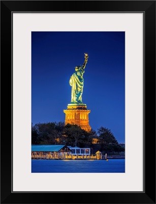 USA, New York City, Manhattan, Liberty Island, Statue Of Liberty At Night