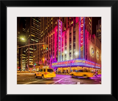 USA, New York City, Rockefeller Center, Taxis In The Sixth Avenue, Radio City Music Hall
