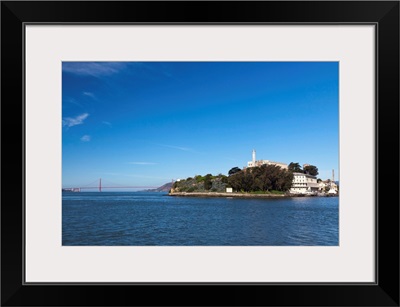 Alcatraz island and Golden Gate bridge