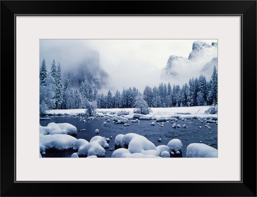 Snow covered mountain peaks and trees, Merced River, Yosemite National Park, Mariposa County, California, USA