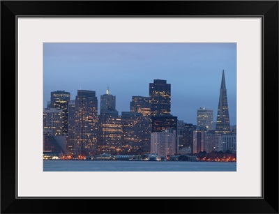 USA, California, San Francisco city skyline, dusk
