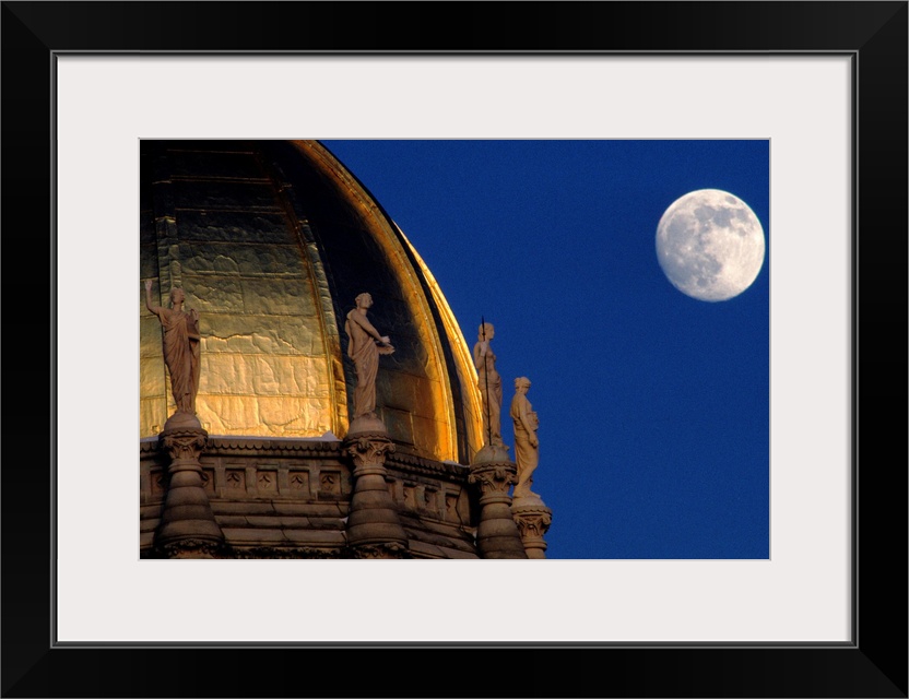 Capitol dome with moon, Hartford, Connecticut