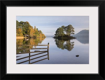 Autumnal scenery on the shore of Derwent Water in Cumbria, England.