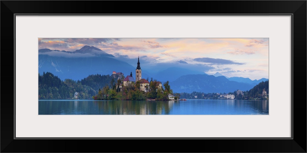 Bled Island (Blejski otok) with the Church of the Assumption (Cerkev Marijinega vnebovzetja) at sunset, Lake Bled, Bled, U...