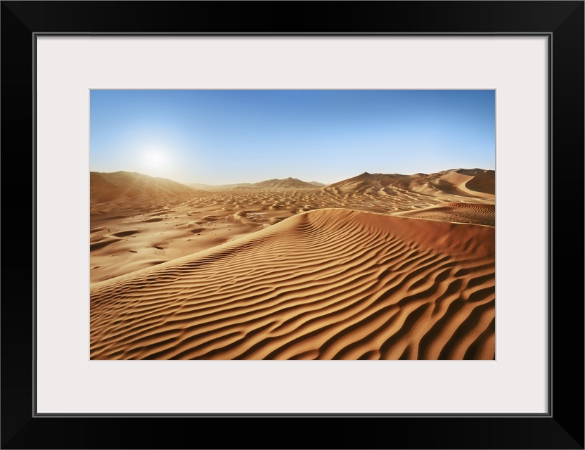 Dune landscape in Rub al-Khali. Oman, Dhofar, Ramlat Al Hashman. Rub al-Khali. Rub al-Khali, Middle East, Oman.