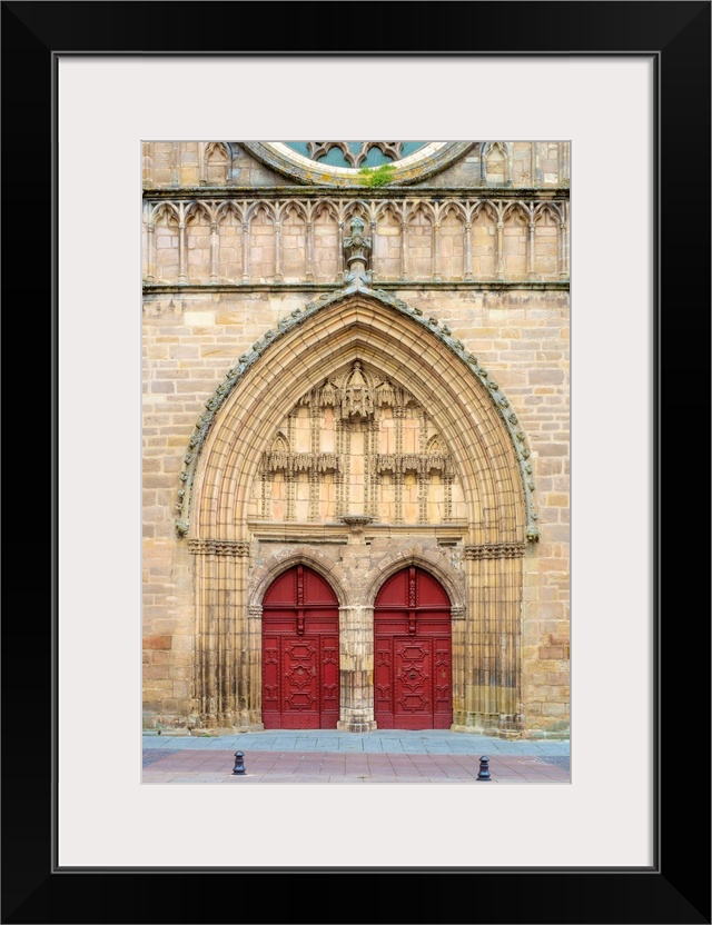 Front portal entrance to Cahors Cathedral (Cathedrale Saint-Etienne de Cahors), Cahors, Lot Department, Midi-Pyrenees, Fra...