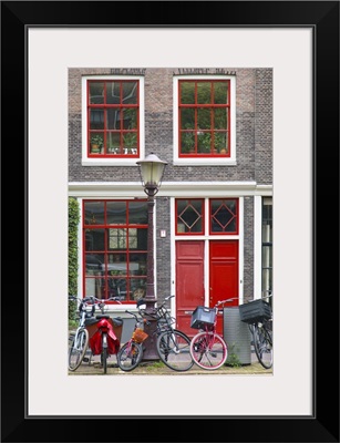 House and bicycles on Bloemgracht canal, Amsterdam, Netherlands