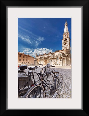 Italy, Modena district, Modena, Piazza Grande, the Cathedral