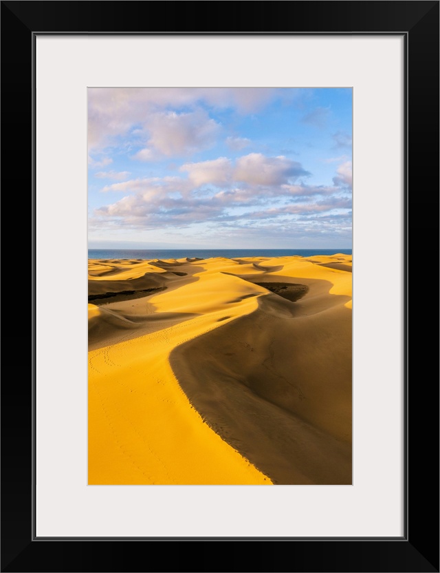 Maspalomas sand dunes, Gran Canaria,, Canary Islands, Spain.