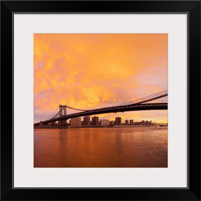 New York City, Manhattan, Manhattan Bridge spanning the East river