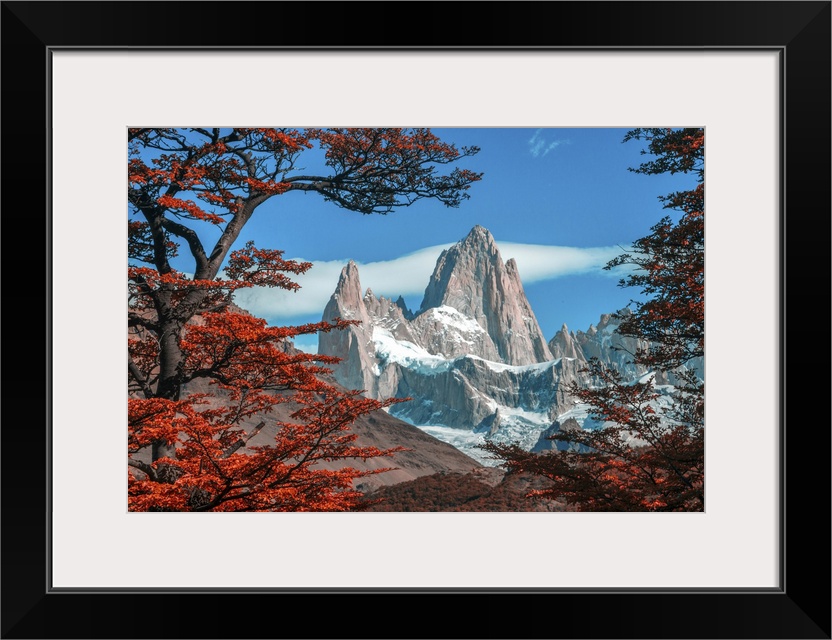 South America, Patagonia, Argentina, El Chalten, Mount Fitz Roy in Los Glaciares National Park.