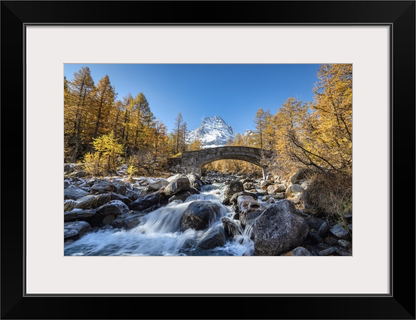 The river Cairasca and Monte Leone in the background during autumn, Alpe Veglia, Val Cairasca valley, Divedro valley, Osso...