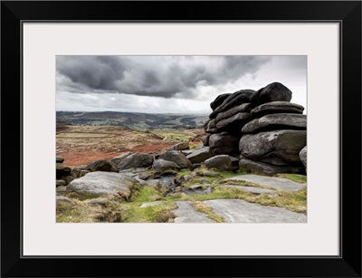 UK, England, Derbyshire, Peak District National Park, Higger Tor towards Hathersage