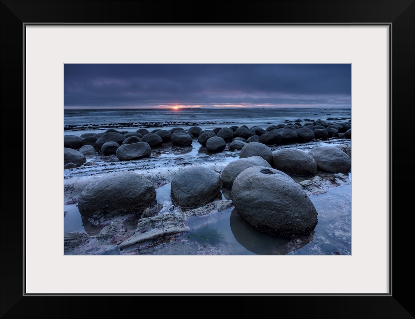 USA, California, West Coast, Schooner Gulch State Beach, Bowling Ball Beach.