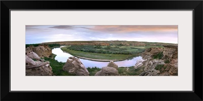 A bend in the Milk River, Writing on stone Provincial Park, Alberta, Canada