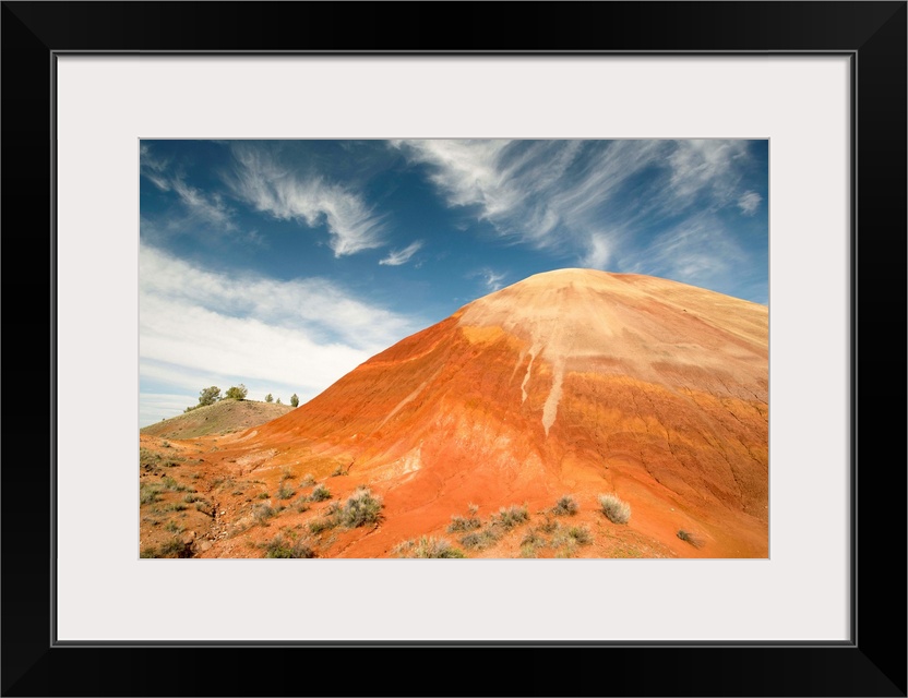 Painted Hills, colorful Bentonite clay deposits, John Day Fossil Beds National Monument, central Oregon