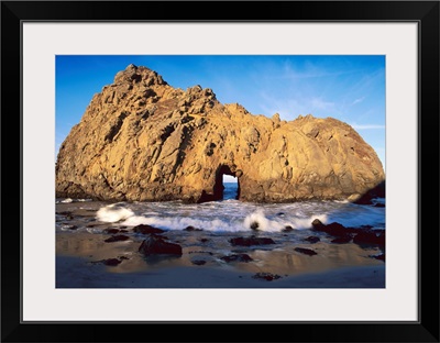 Sea arch at Pfeiffer Beach, Big Sur, California