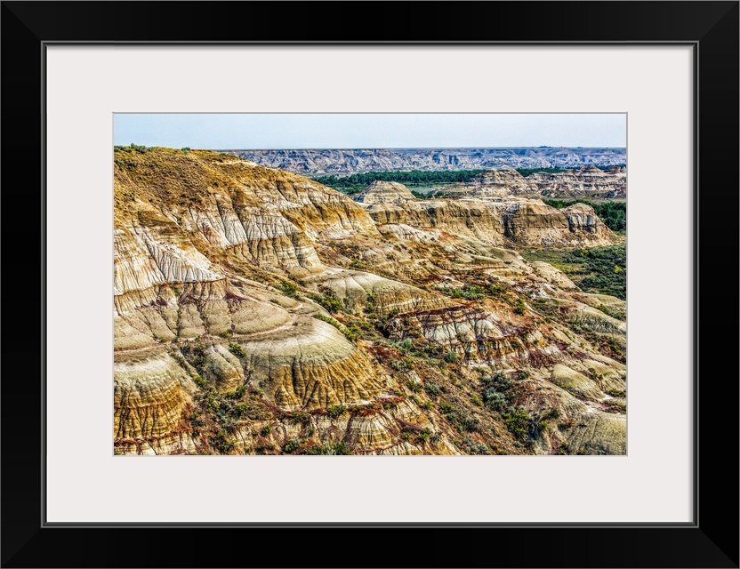 A scenic view of Alberta's Dinosaur Park.