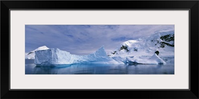 Antarctica, Paradise Bay, Iceberg floating on the water