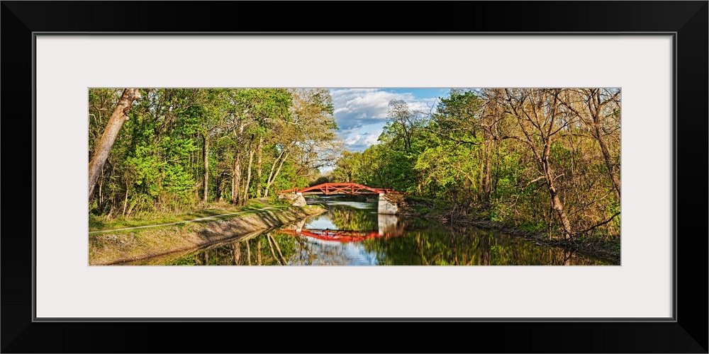 Bridge across Delaware Canal, Washington Crossing State Park, Pennsylvania