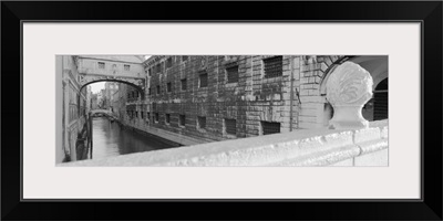 Bridge over a canal, Bridge of Sighs, Venice, Italy