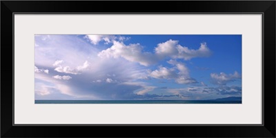 California, Pacific Ocean, Montara, View of clouds over water