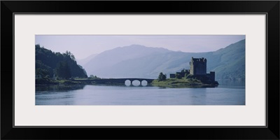 Castle at the lakeside, Eilean Donan Castle, Loch Duich, Highlands Region, Scotland