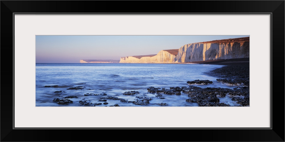 Chalk cliffs at seaside, Seven sisters, Birling Gap, East Sussex, England