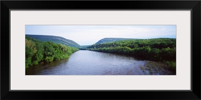 Delaware Water Gap Border of NJ