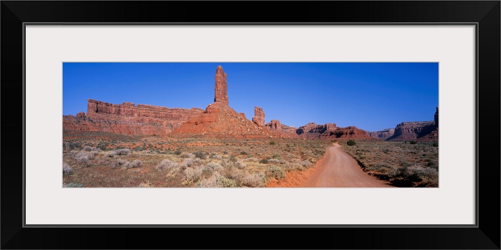 Desert Road Valley of the Gods UT