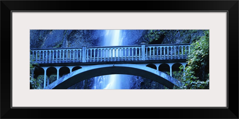 Footbridge Multnomah Falls OR