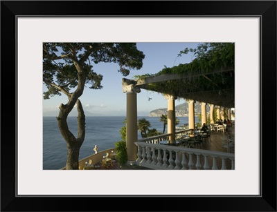 Group of people sitting in a restaurant by the sea, Imperial Tramontano, Sorrento, Naples, Campania, Italy