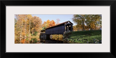 Michigan, Fallsburg Park, Bridge crossing over the lake