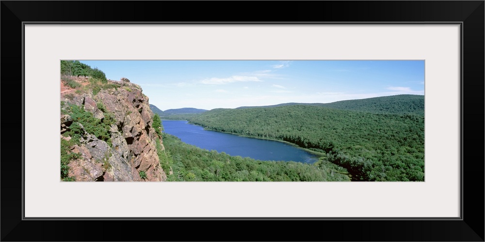 Michigan, Upper Peninsula, Wilderness State Park, High angle view of Lake of Clouds