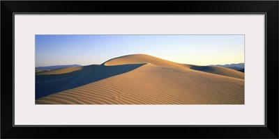 Mojave Desert, Cadiz Dunes, Panoramic view of sand dunes in the desert