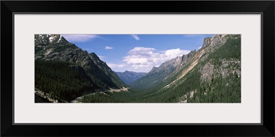 Mountain range, Washington Pass, North Cascades Scenic Highway, Washington State