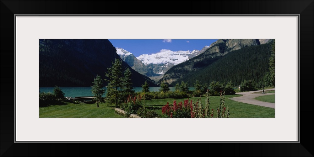 Mountains surrounding a lake, Lake Louise, Canadian Rockies, Alberta, Canada